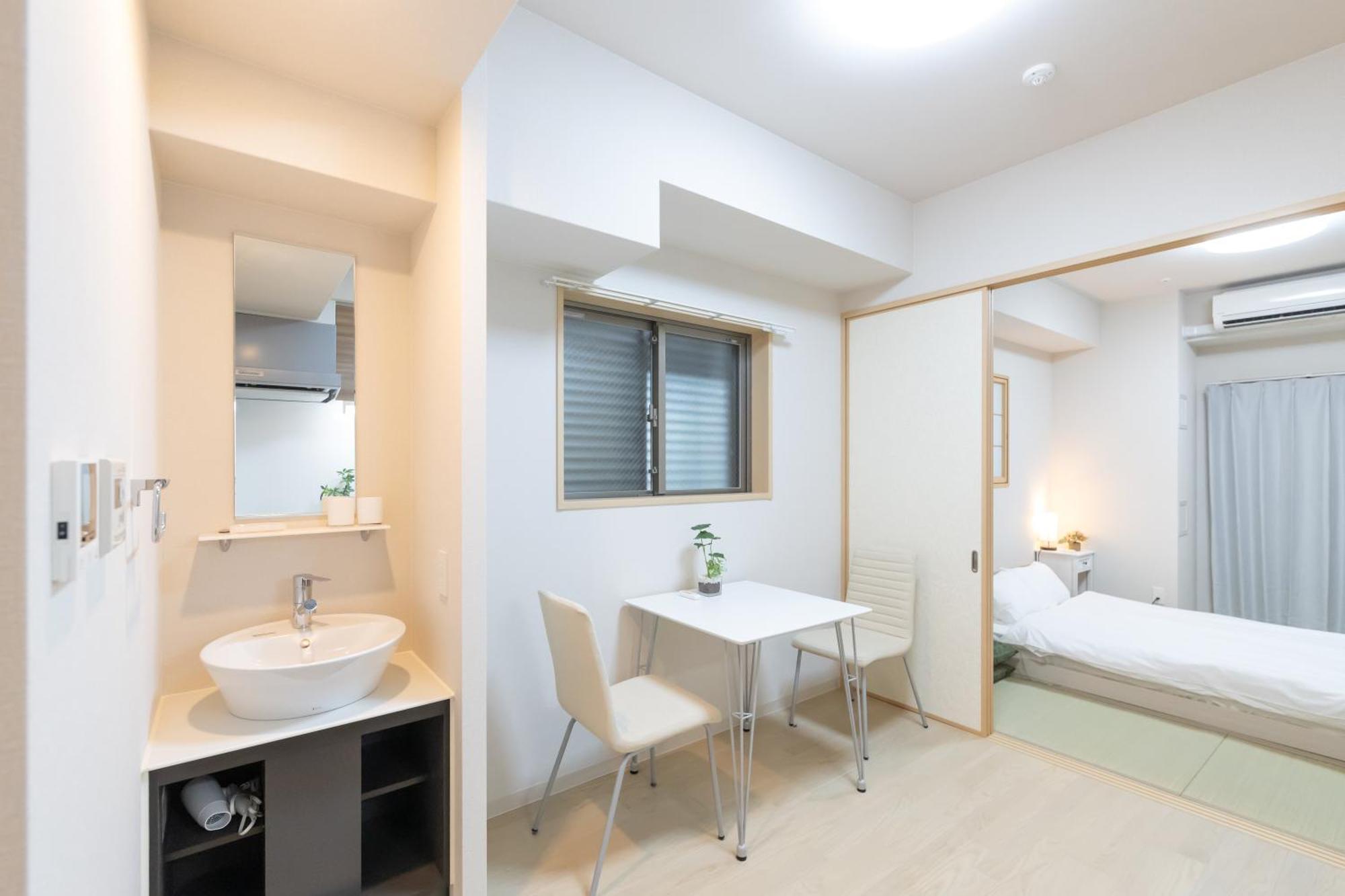 Ferienwohnung Rewit Building Ōsaka Exterior foto