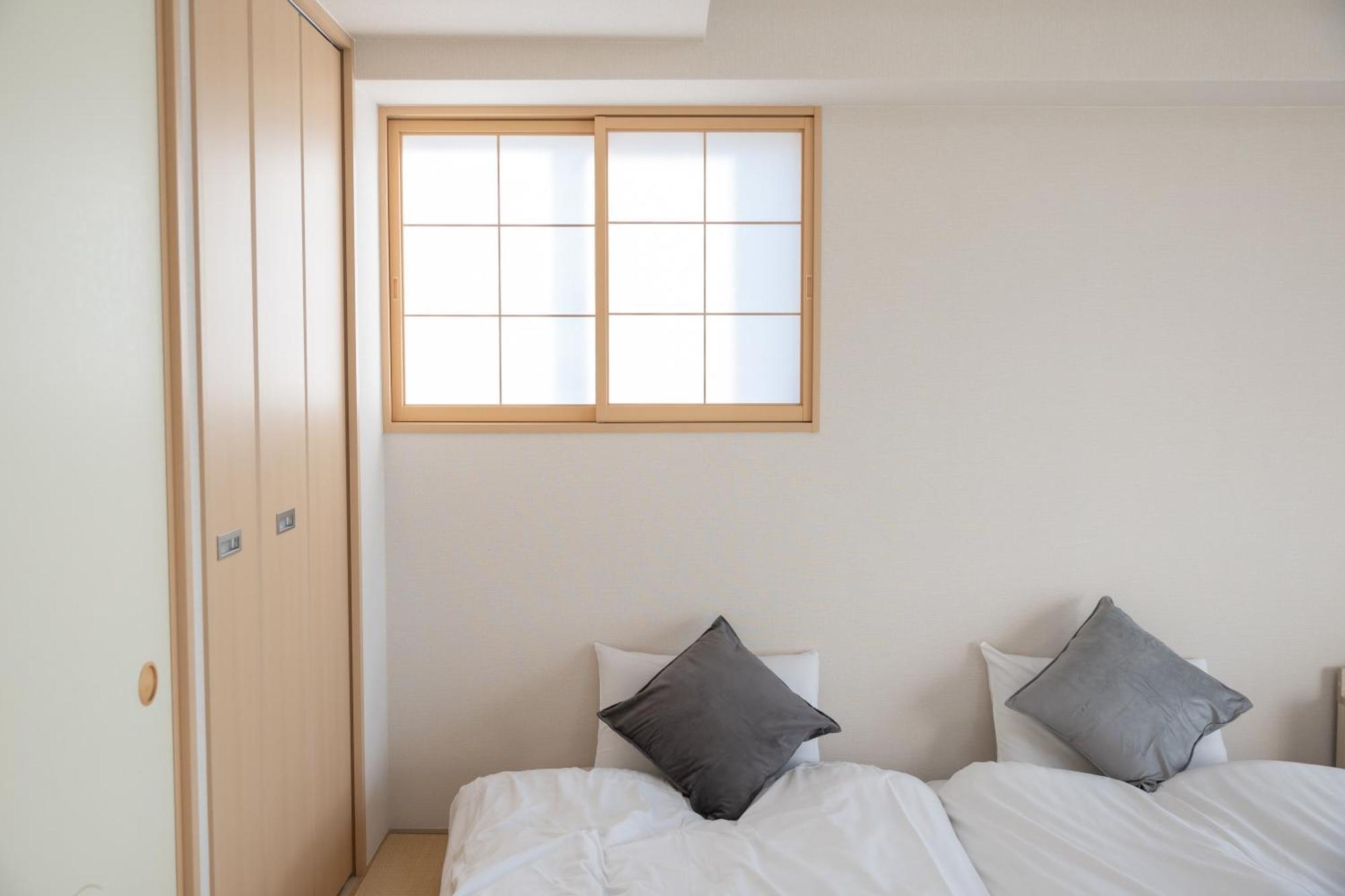 Ferienwohnung Rewit Building Ōsaka Exterior foto